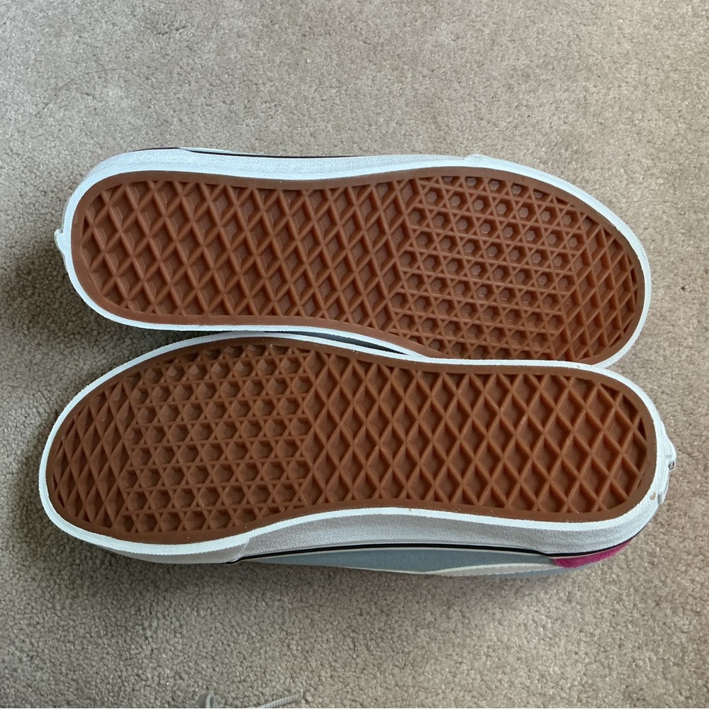 Vans Color-Block Ladies Sneakers - Picture 7 of 7